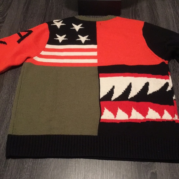 AKOO CREWNECK SWEATER - Picture 2 of 7
